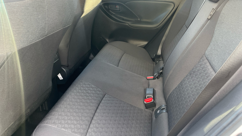 Toyota Yaris 1.5 Hybrid Design 5dr CVT Hybrid Hatchback